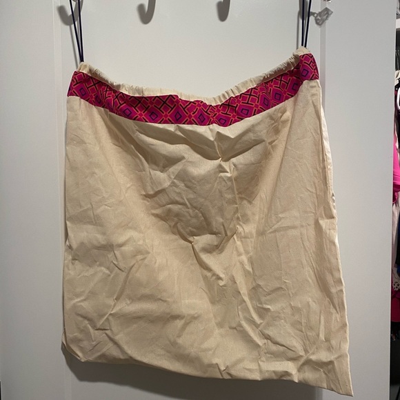 Tory Burch Perry Tote Bag in black leather - Picture 6 of 11